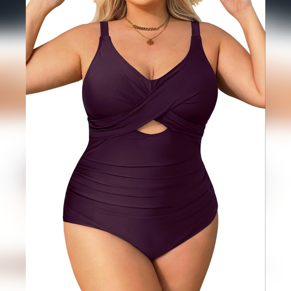 NWT DACI Tummy Control Cut Out Mid Section, Adjustable Straps & Removable Pads